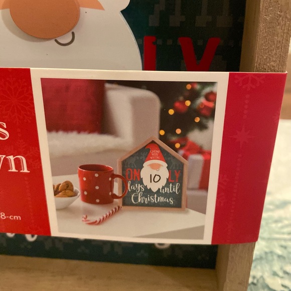 Christams Gnome Countdown Calendar, Tabletop Shelf or Wall Sign, Dry Erase - Picture 4 of 15